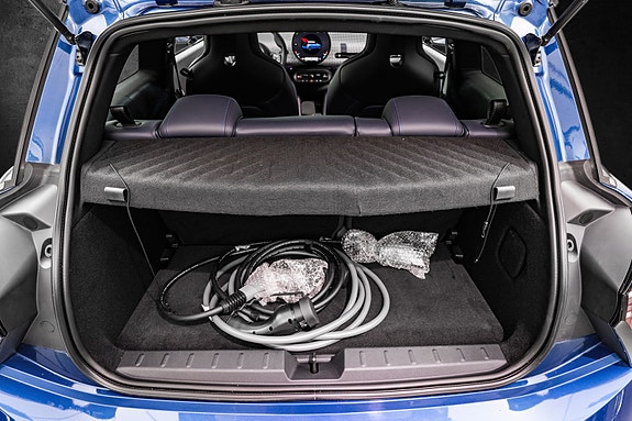 MINI Cooper SE 14 of 30