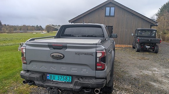 Ford Ranger Raptor 3 of 6