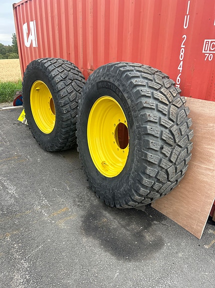 John Deere 6R 185 17 of 19