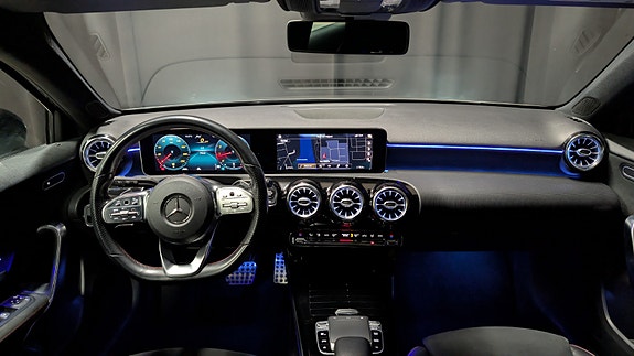 Mercedes-Benz A200 16 of 30