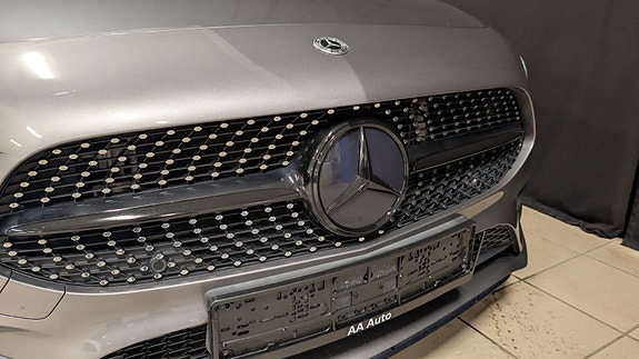 Mercedes-Benz A200 6 of 30
