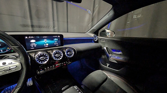 Mercedes-Benz A200 19 of 30