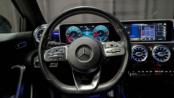 Mercedes-Benz A200 17 of 30