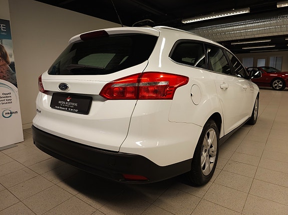 Ford Focus 9 of 30