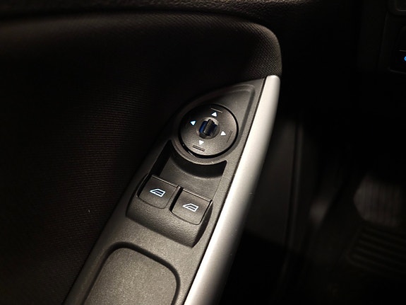 Ford Focus 19 of 30