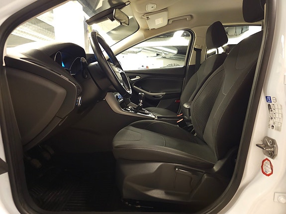 Ford Focus 27 of 30