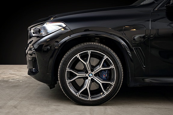 BMW X5 4 of 26