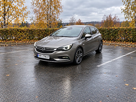 Opel Astra 2 of 30