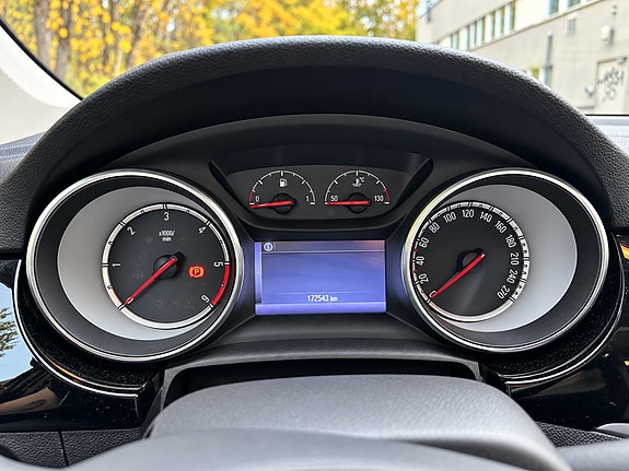Opel Astra 30 of 30