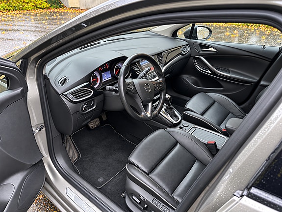 Opel Astra 15 of 30