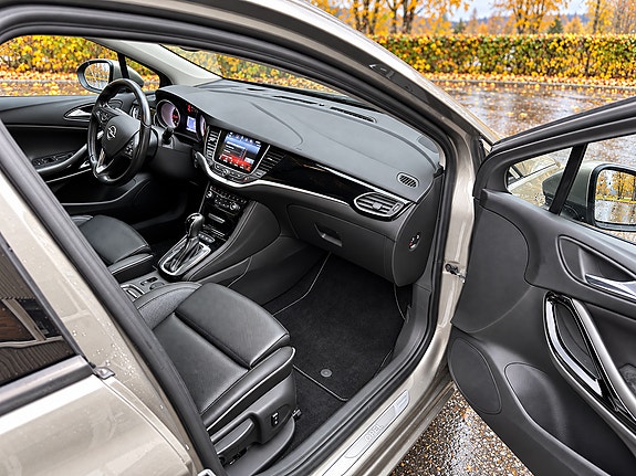 Opel Astra 22 of 30