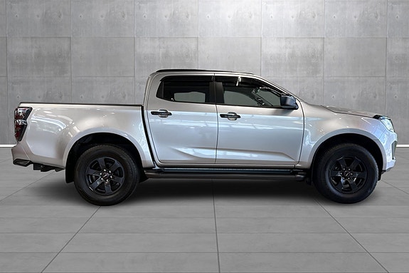 Isuzu D-max 6 of 30