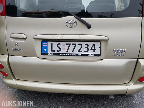 Toyota Yaris Verso 6 of 25