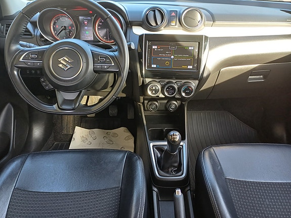 Suzuki Swift 8 of 11