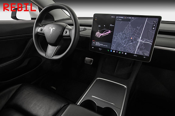 Tesla Model 3 14 of 27