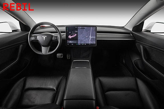Tesla Model 3 11 of 27