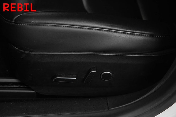 Tesla Model 3 21 of 27