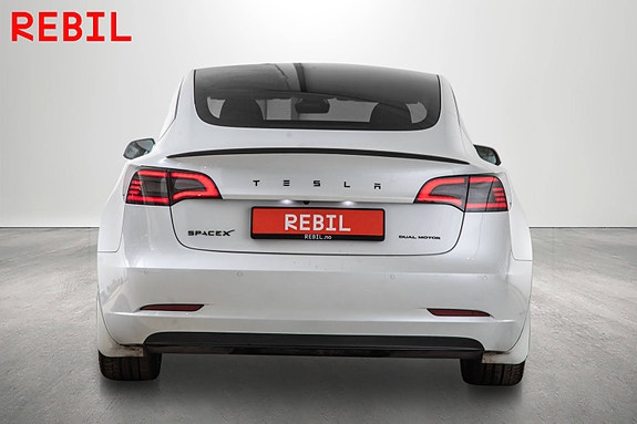 Tesla Model 3 6 of 27