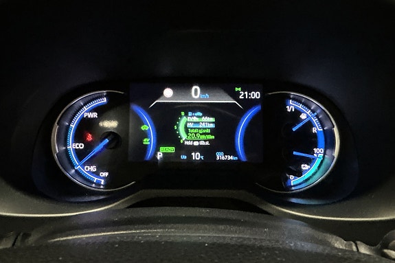 Toyota RAV4 12 of 24