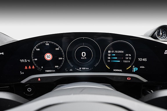 Porsche Taycan Turbo 15 of 30