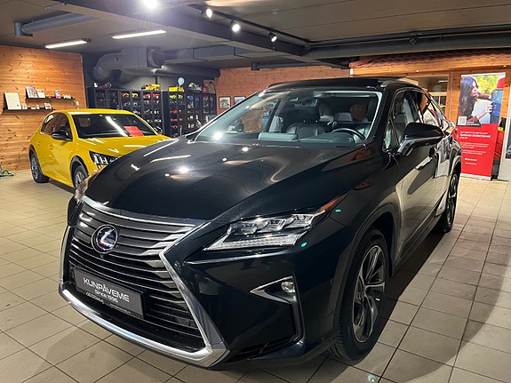 Lexus RX450h 5 of 30