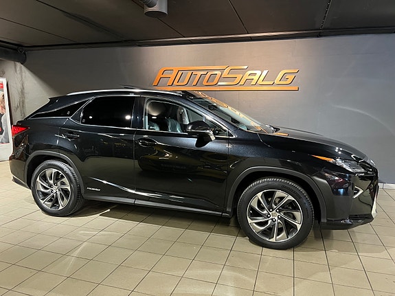 Lexus RX450h 7 of 30