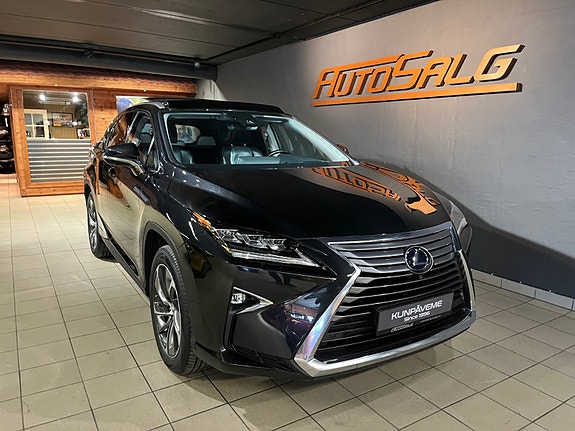 Lexus RX450h 2 of 30