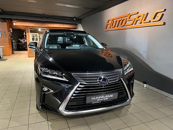 Lexus RX450h 3 of 30