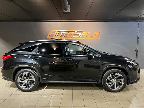 Lexus RX450h 8 of 30
