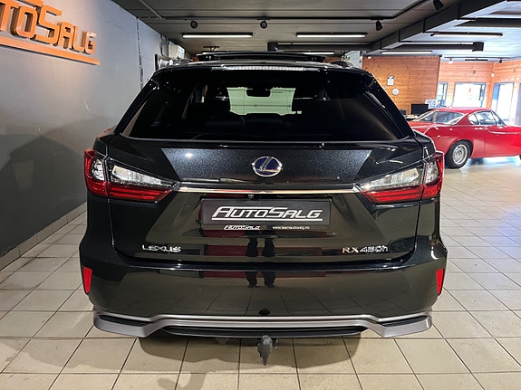 Lexus RX450h 12 of 30
