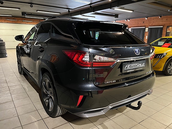 Lexus RX450h 13 of 30