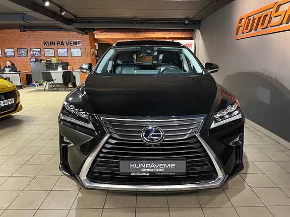 Lexus RX450h 4 of 30