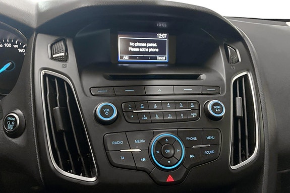 Ford Focus 12 of 24