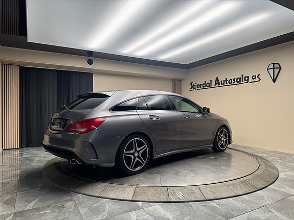 Mercedes-Benz CLA180 5 of 30
