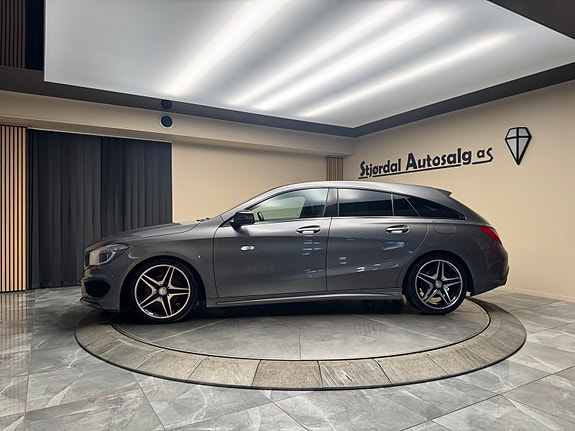 Mercedes-Benz CLA180 2 of 30
