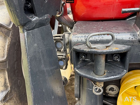 2011 Valtra 8670 4x4 traktor m/ frontlaster og front PTO 11 of 30