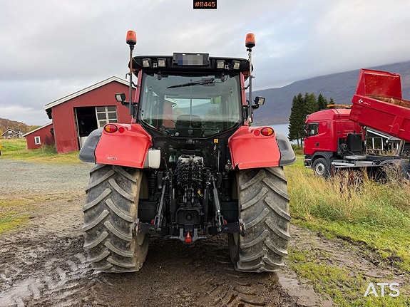 2011 Valtra 8670 4x4 traktor m/ frontlaster og front PTO 5 of 30