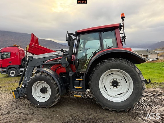 2011 Valtra 8670 4x4 traktor m/ frontlaster og front PTO 3 of 30