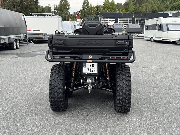 Can-Am Outlander 6X6 Backcountry 1000 R 4 of 21