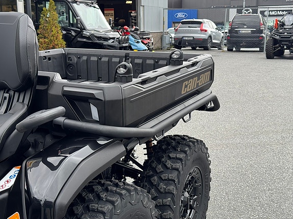 Can-Am Outlander 6X6 Backcountry 1000 R 11 of 21