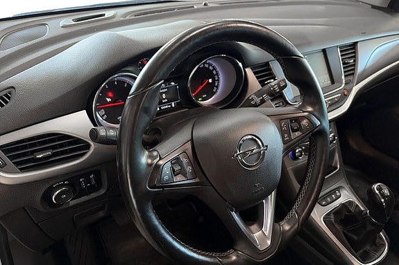 Opel Astra 9 of 24
