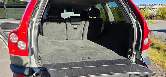 Volvo XC90 11 of 11