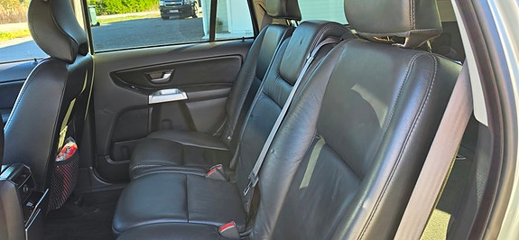 Volvo XC90 8 of 11