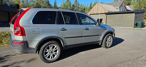 Volvo XC90 4 of 11