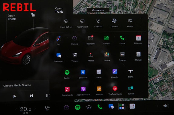Tesla Model 3 17 of 26