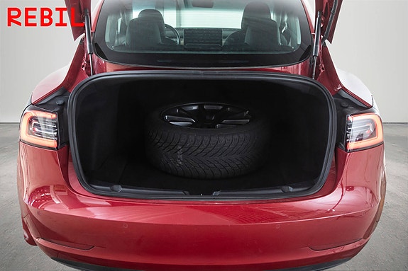 Tesla Model 3 24 of 26