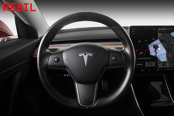 Tesla Model 3 12 of 26