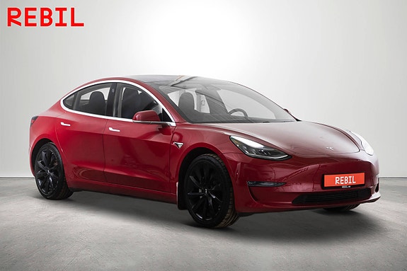 Tesla Model 3 4 of 26