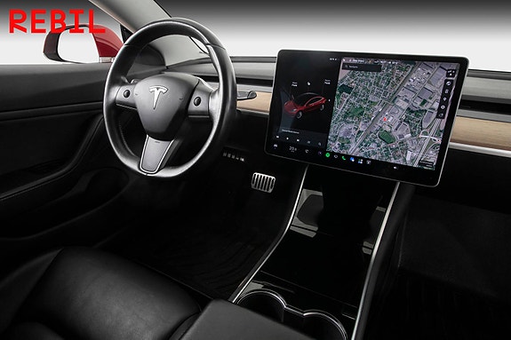 Tesla Model 3 13 of 26