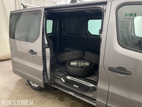 Opel Vivaro 24 of 30